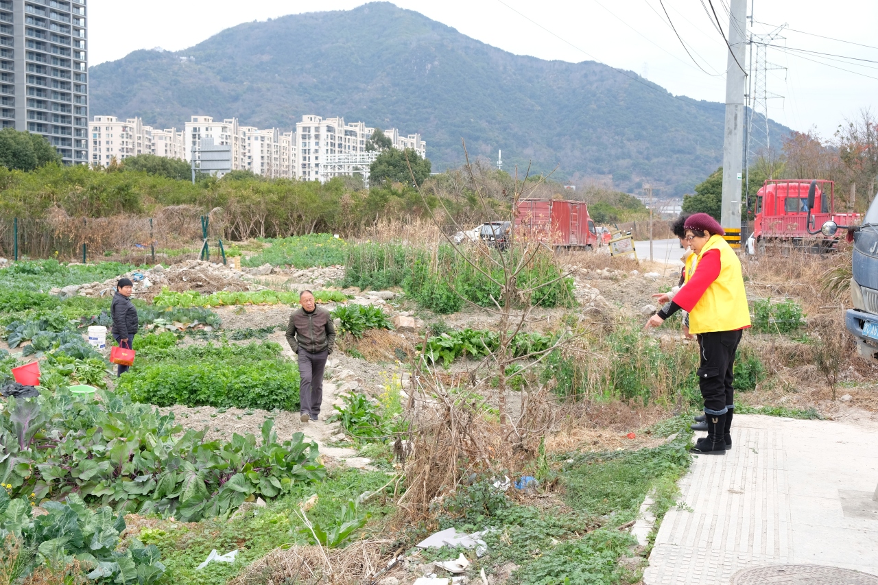 市民監(jiān)督團(tuán)直擊“臟亂差” 助力甌海換新顏